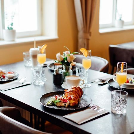 Hotel Glaus Banská Štiavnica Zewnętrze zdjęcie