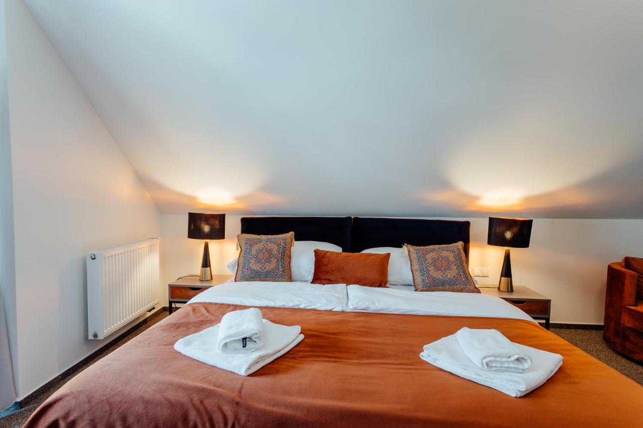 Hotel Glaus Banská Štiavnica Zewnętrze zdjęcie