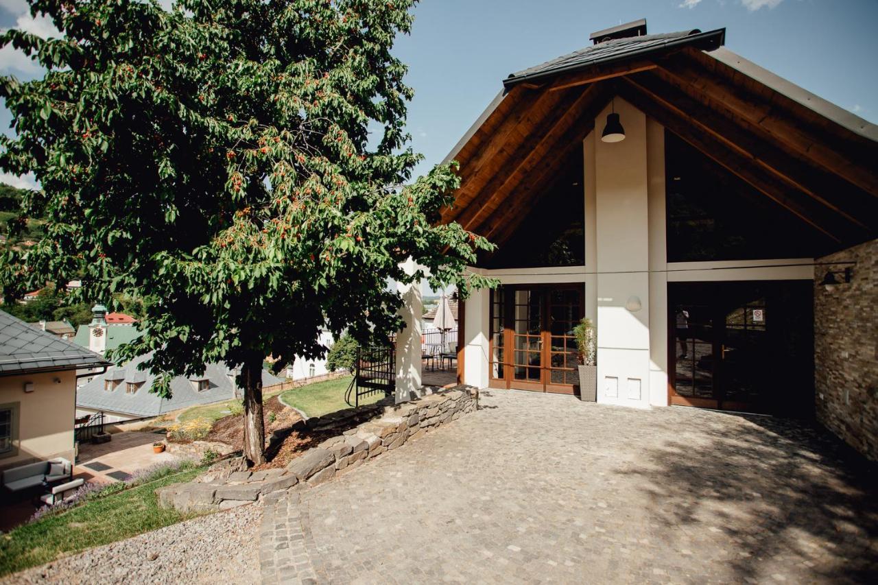 Hotel Glaus Banská Štiavnica Zewnętrze zdjęcie